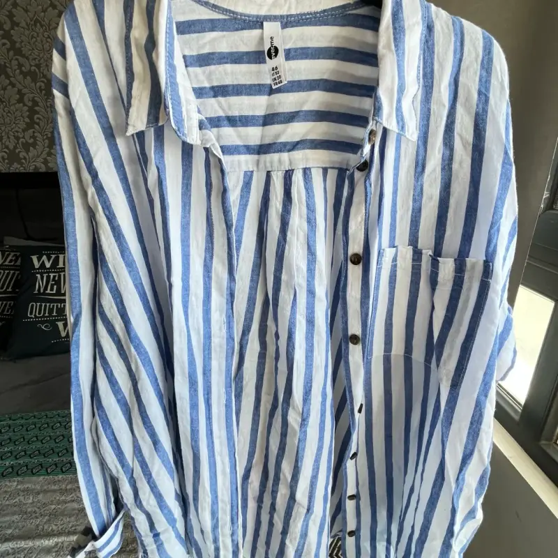 Camisa de rayas azules y blancas Everme - 1