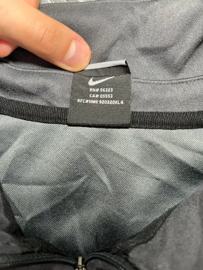 Polerón Nike gris - miniatura 6