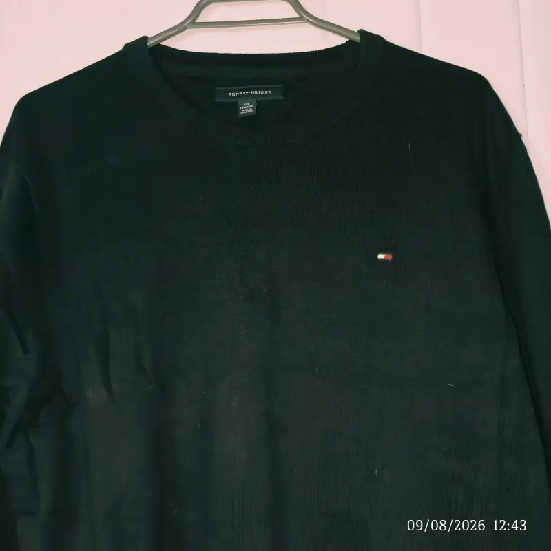 Sueter negro Tommy Hilfiger para hombre - 4