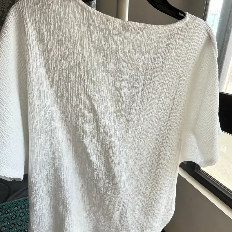 Blusa Blanca Zara con Nudo Frontal - 2