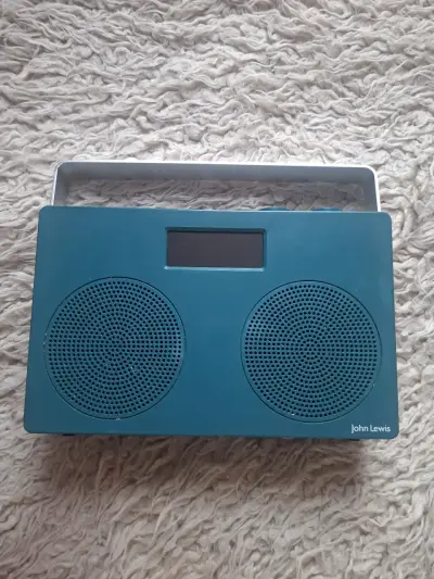 Radio portátil John Lewis azul con Bluetooth - miniatura 1