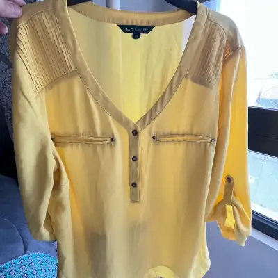 Blusa amarilla Ma Griffe con detalles plisados - miniatura 2