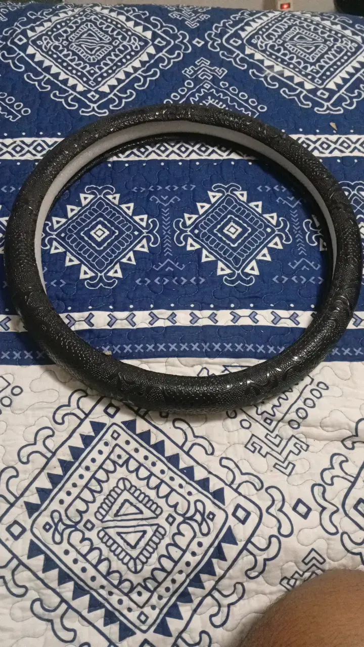 Funda para volante de auto antideslizante negra - 1