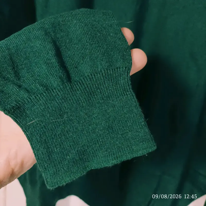 Suéter verde con cierre medio para hombre - 4