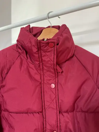 Chaqueta acolchada burdeos para mujer - miniatura 1