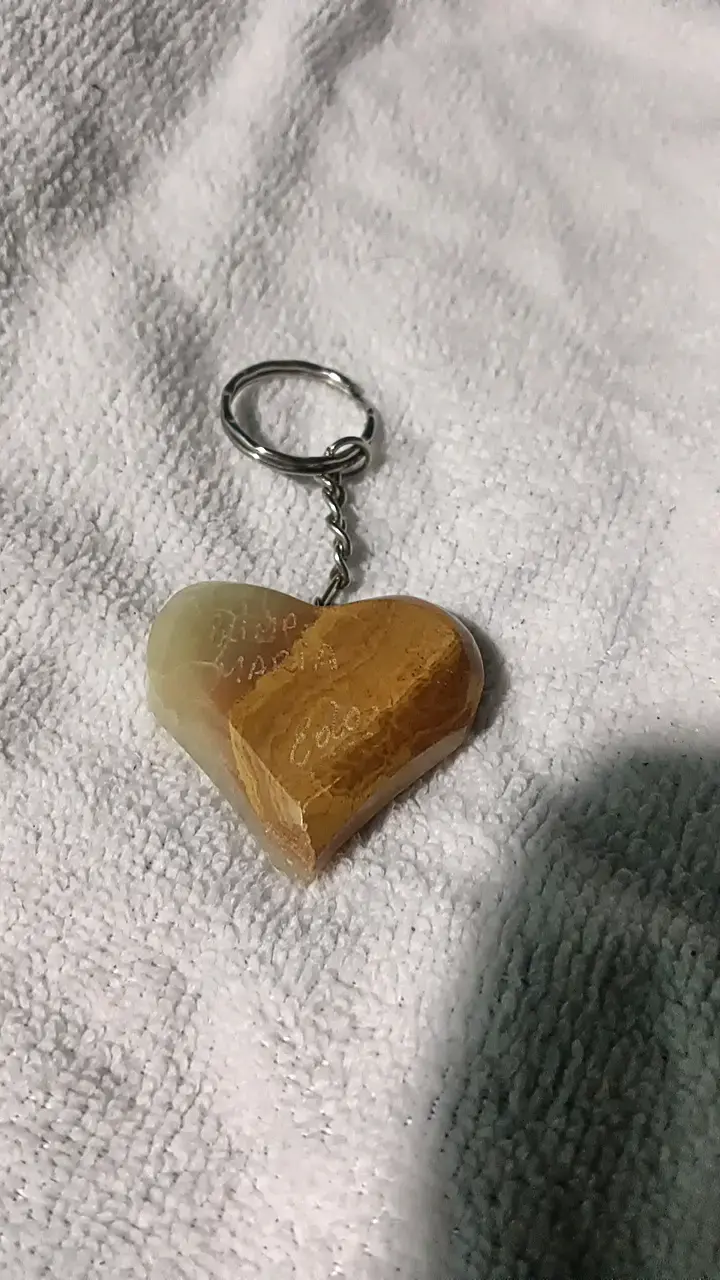 Llavero de piedra en forma de corazón - 2