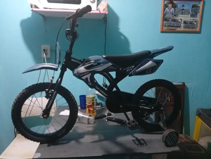 Bicicleta infantil estilo moto azul - 1