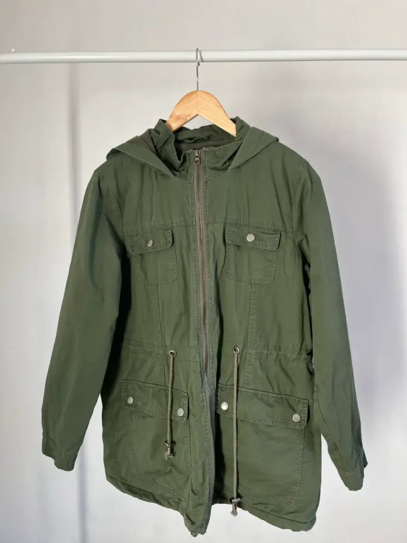 Parka verde militar con capucha para mujer - 5