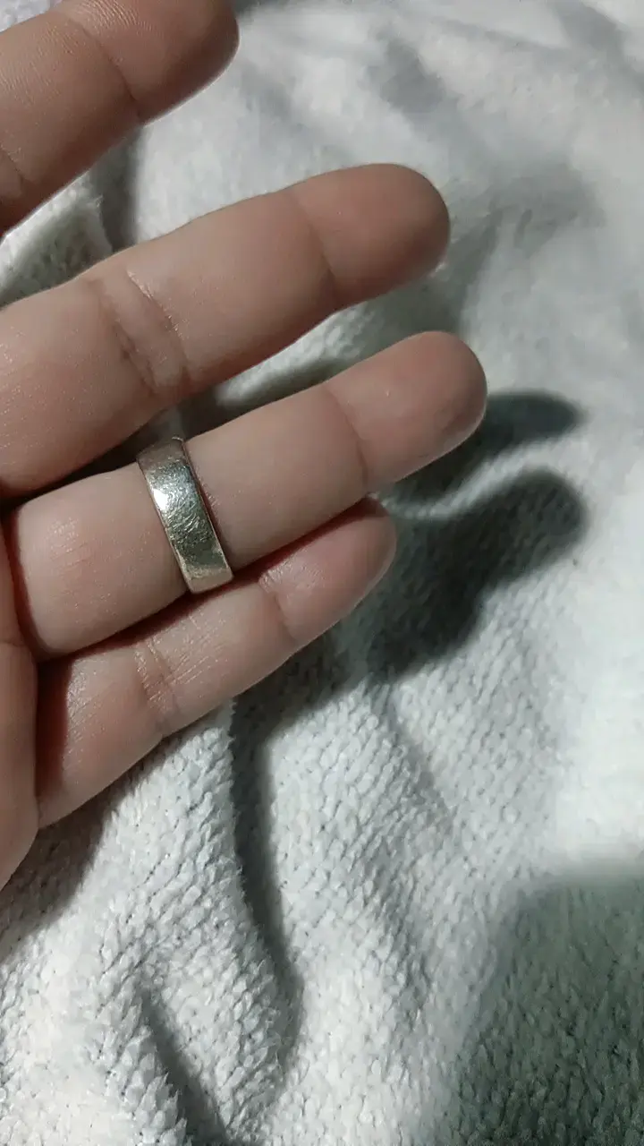 Anillo de plata con diseño de hojas - 2
