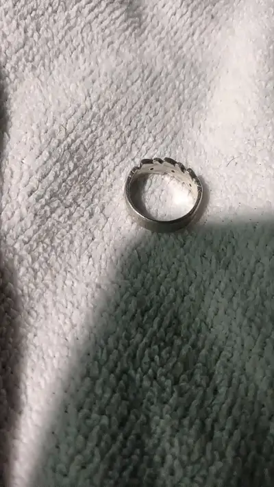 Anillo de plata con diseño de hojas - miniatura 6