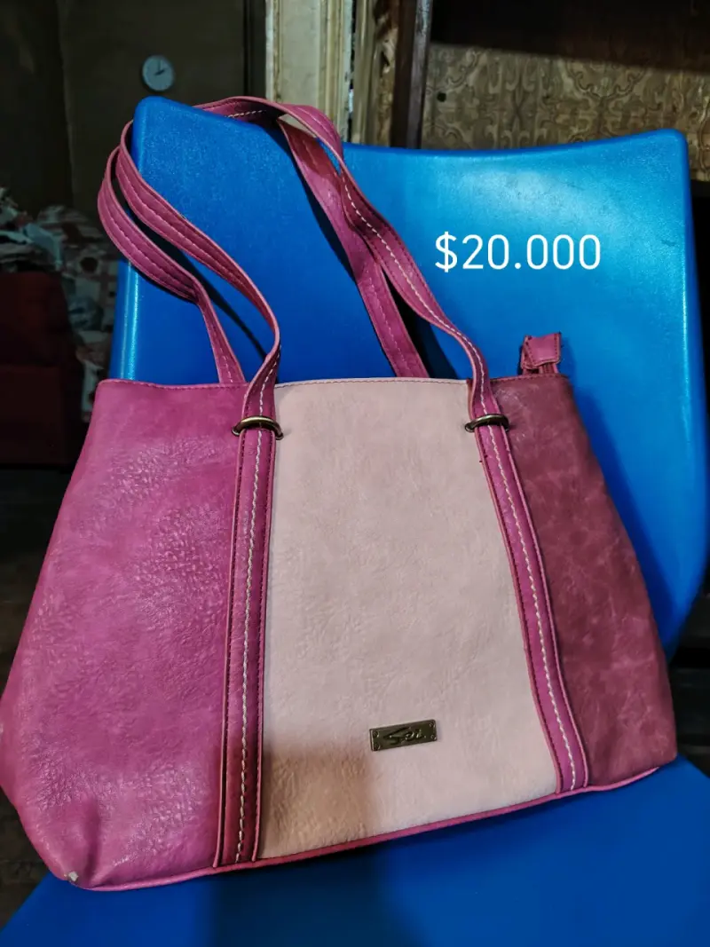 Bolso de mujer rosa y beige elegante