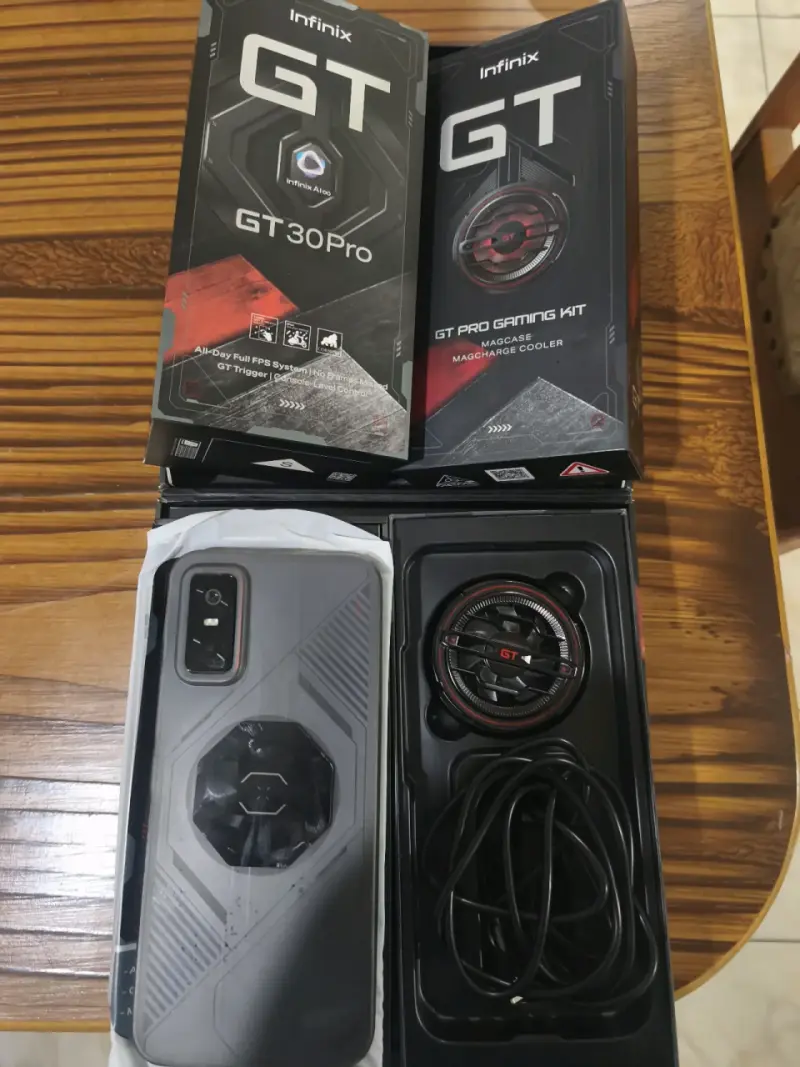 Smartphone Infinix GT 30 Pro 256GB Negro - 3