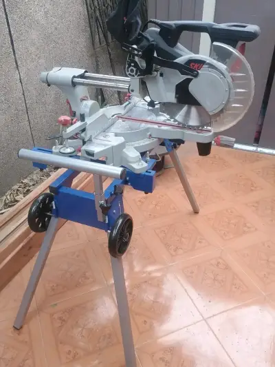 Sierra Ingleteadora Skil 12 Pulgadas con Banco - miniatura 2