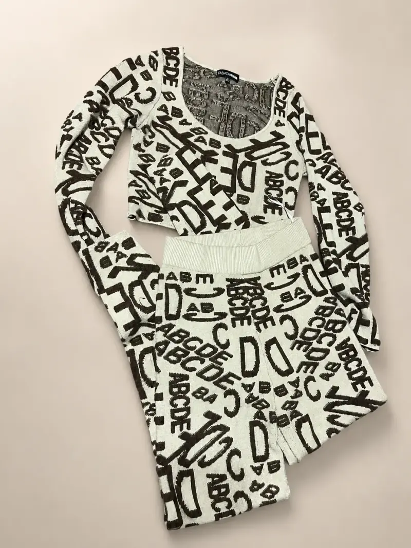 Conjunto de dos piezas estampado Fashion Nova