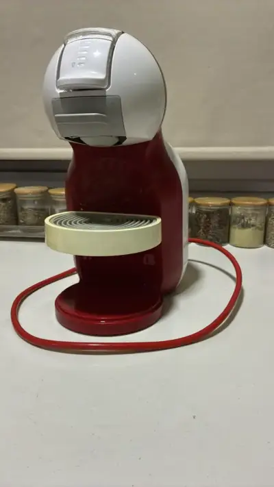 Cafetera Dolce Gusto Piccolo roja y blanca - miniatura 5