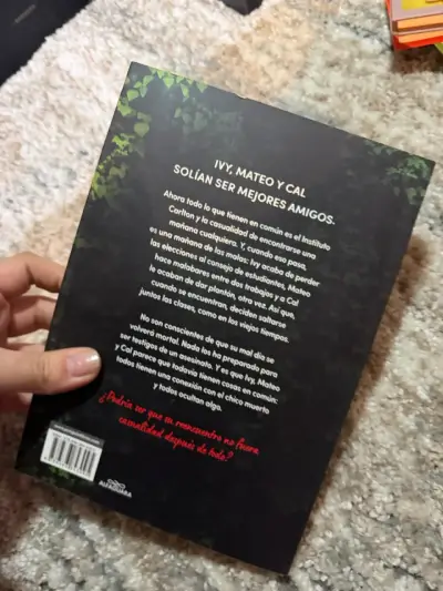 Libro 'Tú Serás Mi Muerte' de Karen M. McManus - miniatura 2