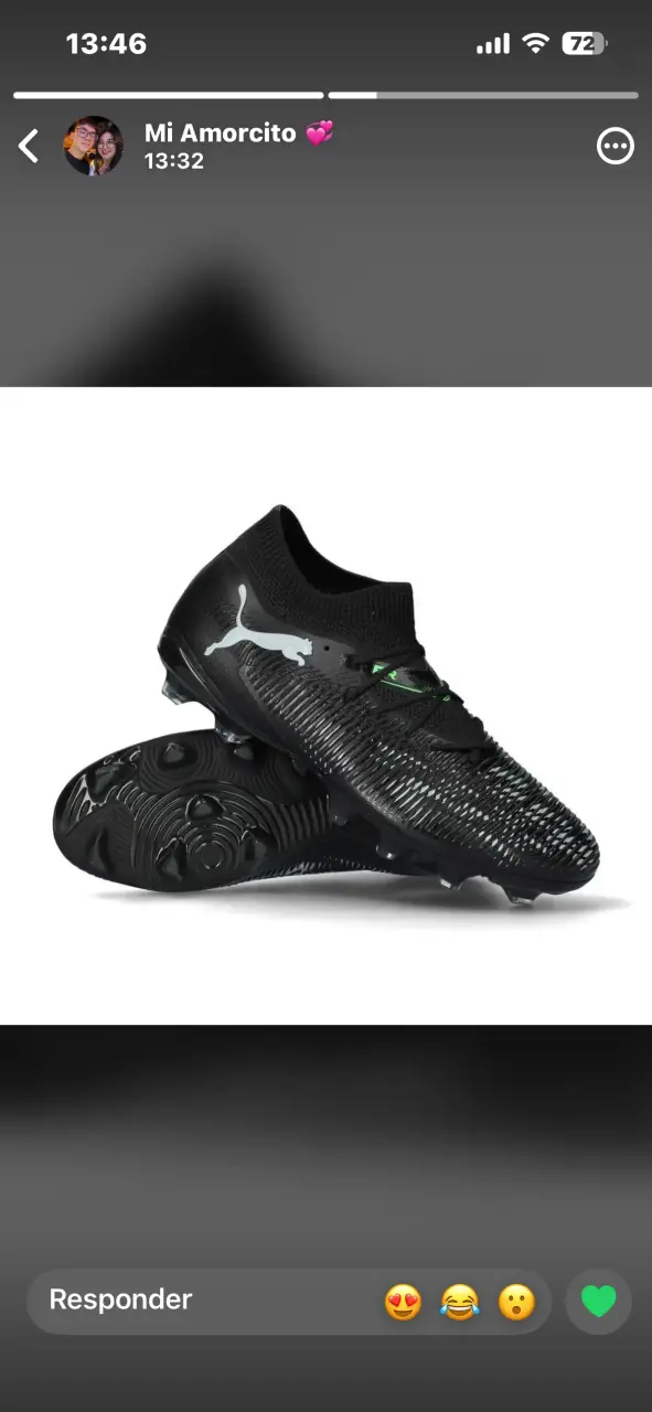 Botines de fútbol Puma negros con logo