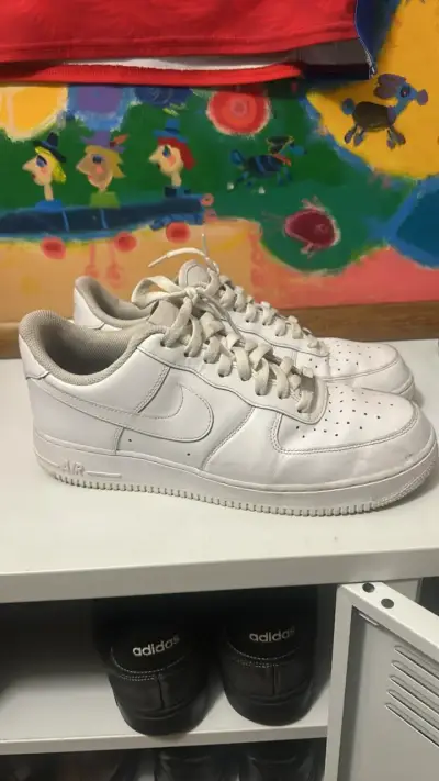 Zapatillas deportivas blancas Nike Air Force 1 - miniatura 1