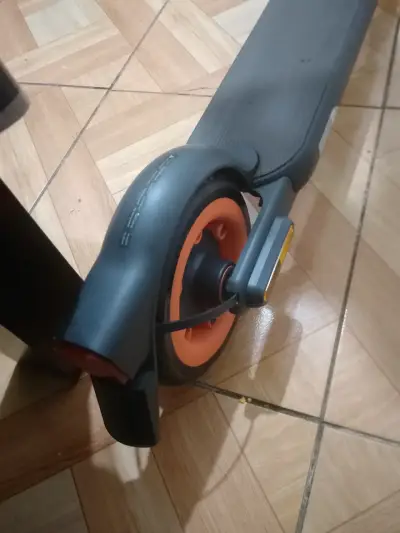Scooter Xiaomi 4 Go - miniatura 3