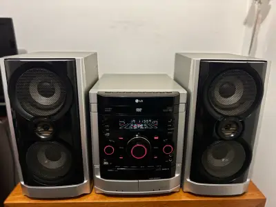 Equipo de sonido  LG - miniatura 1