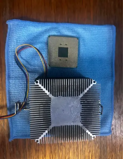 Procesador AMD Athlon 3000G - miniatura 3