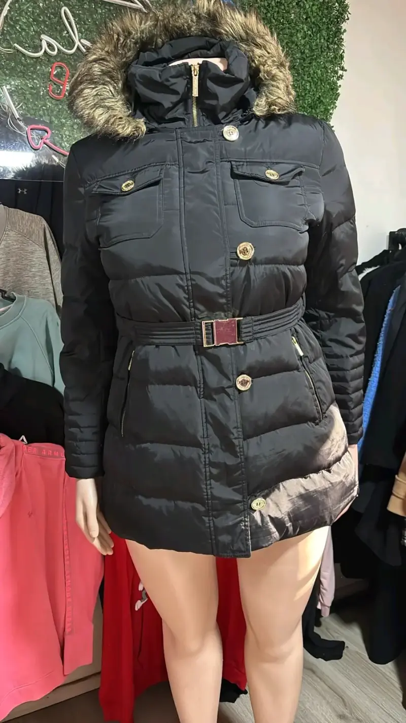 Parka negra Michael Kors con capucha de piel sintética - 4