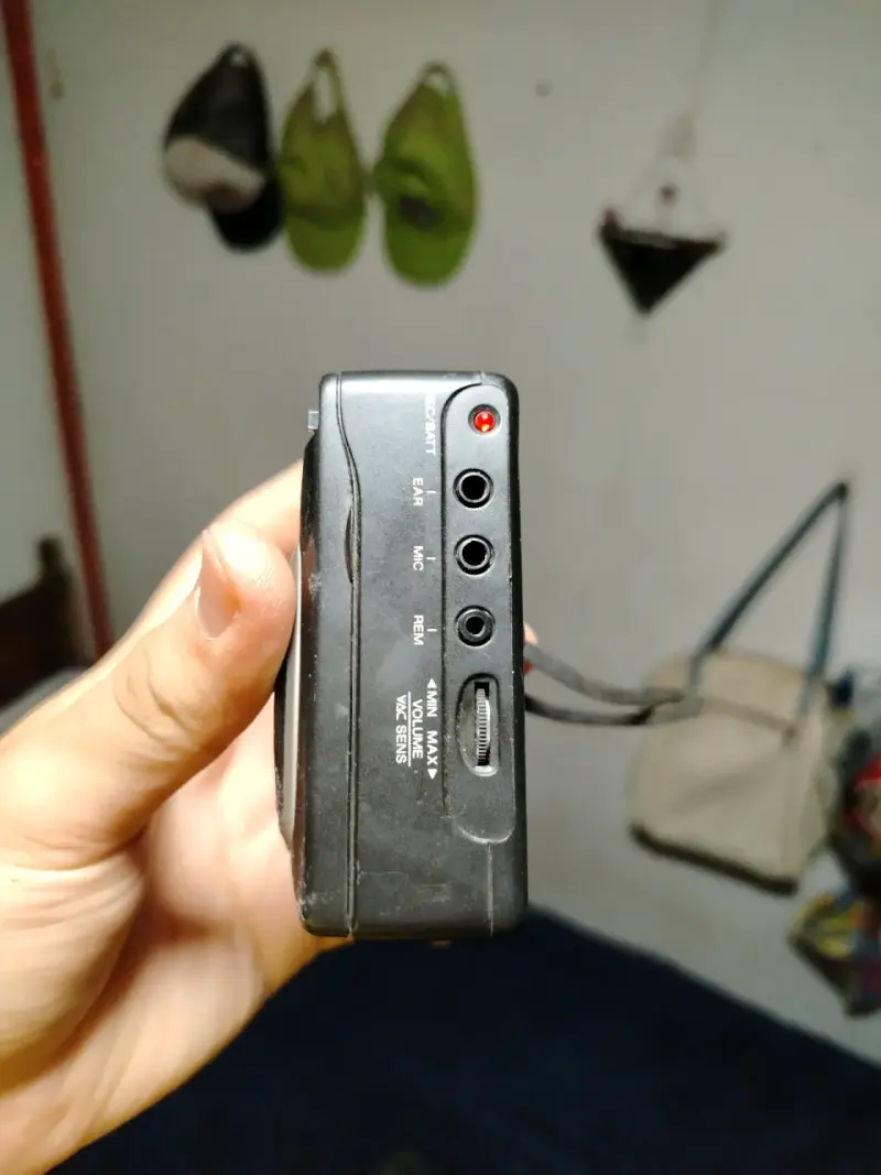 Grabadora de Casetes Casio TP-7 Compacta - 2