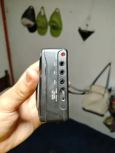 Grabadora de Casetes Casio TP-7 Compacta - miniatura 2