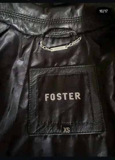 Chaqueta de cuero negra estilo biker marca Foster - miniatura 6