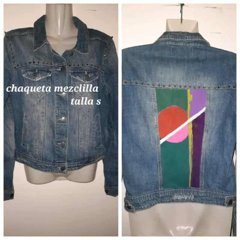 Chaqueta de mezclilla con diseño trasero talla S