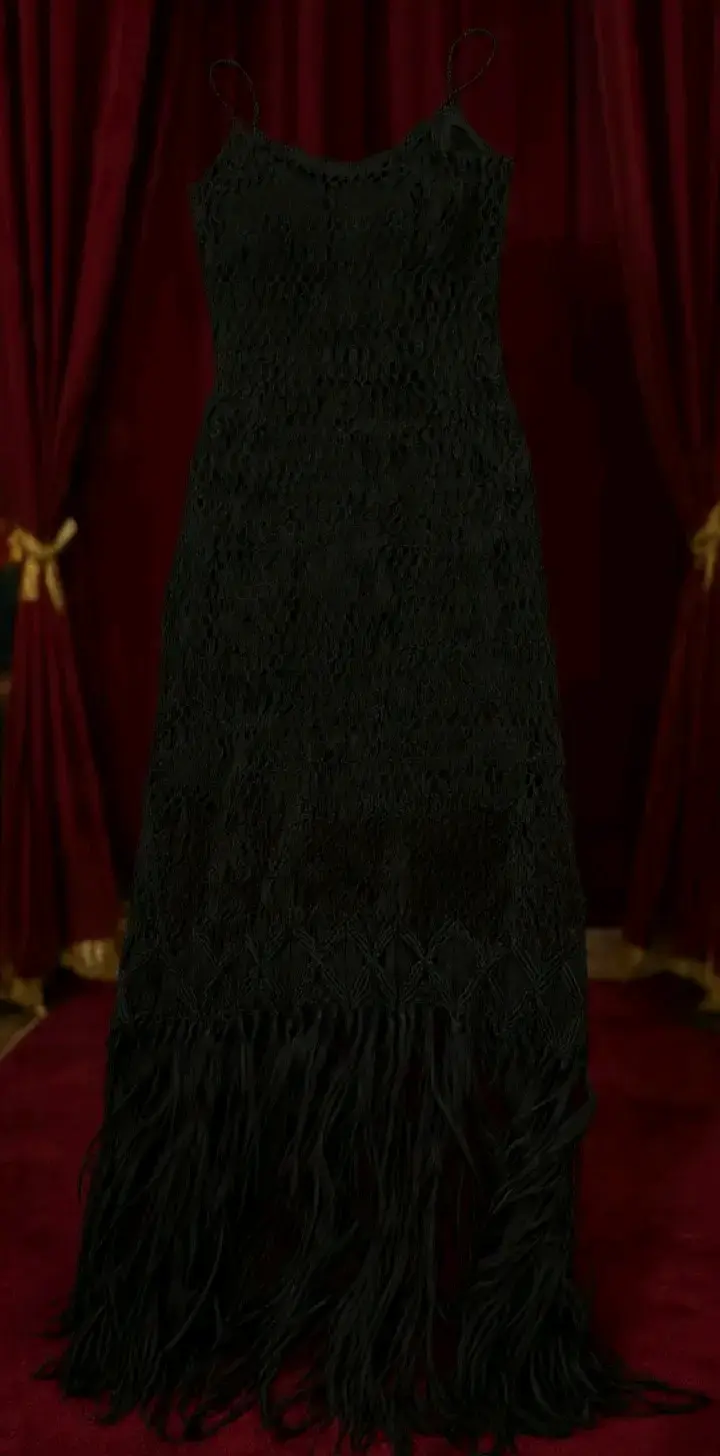 Vestido fino de Hilo negro con flecos exclusivo - 2
