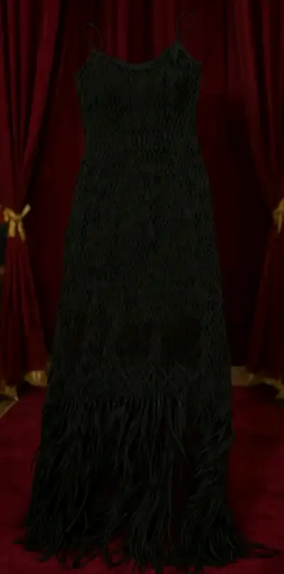 Vestido fino de Hilo negro con flecos exclusivo - miniatura 2