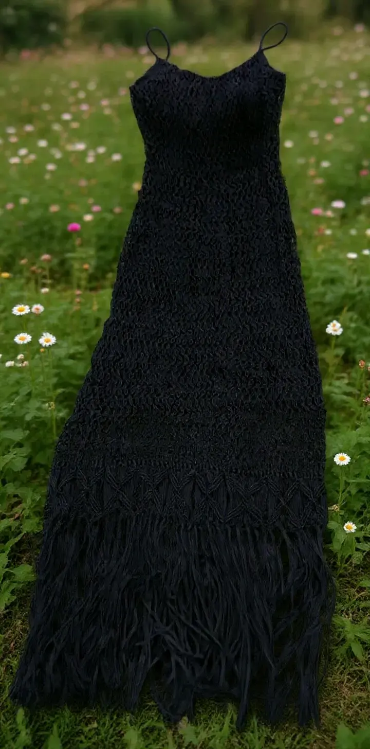 Vestido fino de Hilo negro con flecos exclusivo - 3