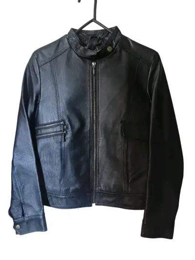 Chaqueta de cuero negra - miniatura 1