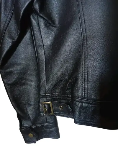 Chaqueta de cuero negra - miniatura 3