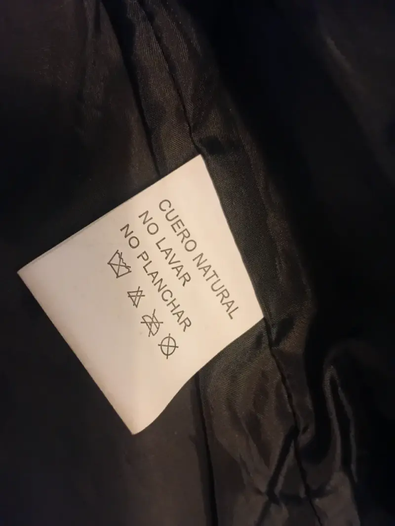 Chaqueta de cuero negra - 5