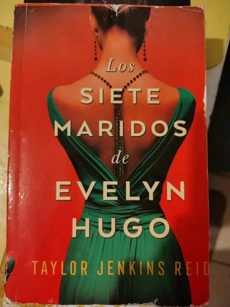 Libro Los Siete Maridos de Evelyn Hugo - 1