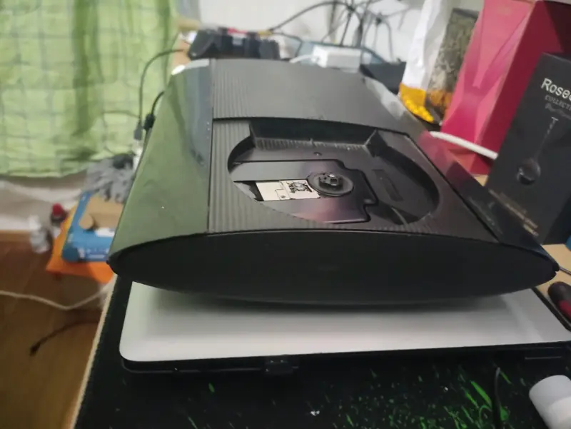 Consola PlayStation 3 Super Slim usada - 4