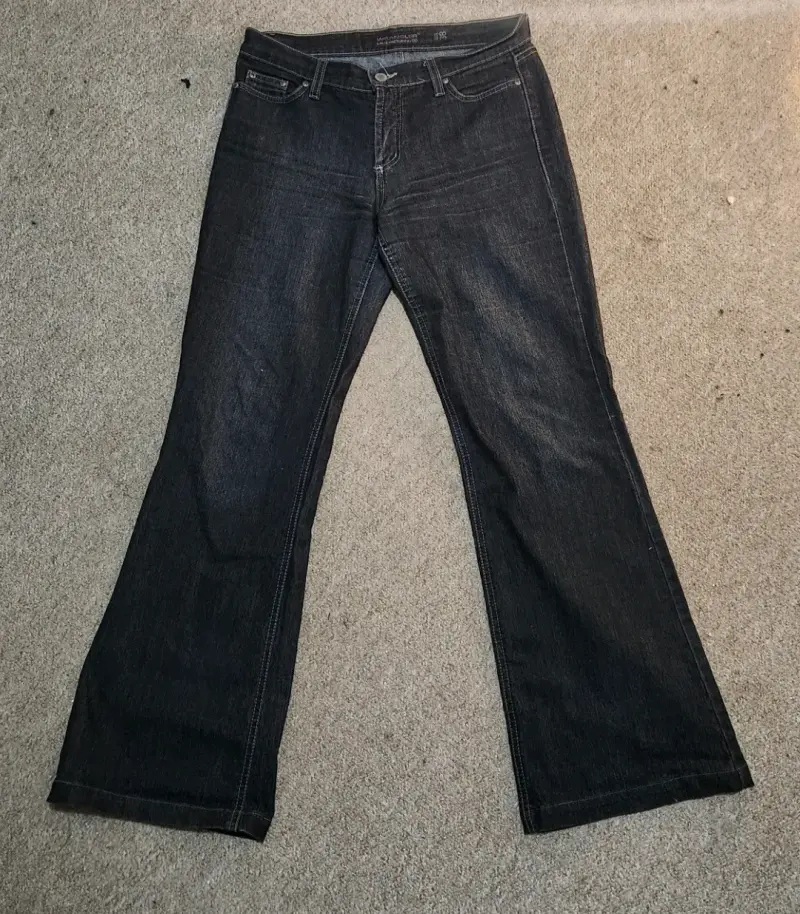 Jeans Wrangler acampanados talla 38 - 2