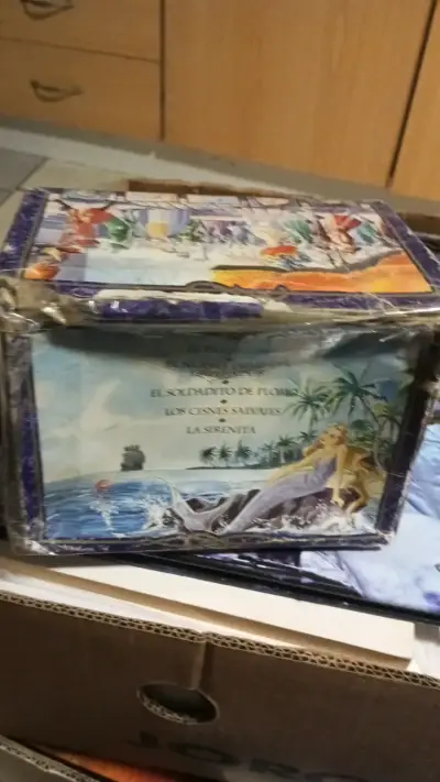 Cofre Colección 5 Cuentos Clásicos Hans Christian - miniatura 3