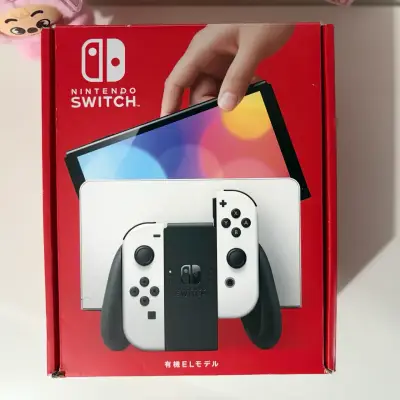 Nintendo Switch OLED con juego Super Mario Bros U - miniatura 3