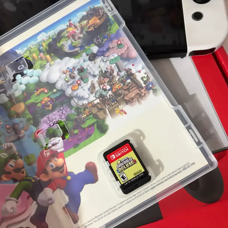 Nintendo Switch OLED con juego Super Mario Bros U - 4