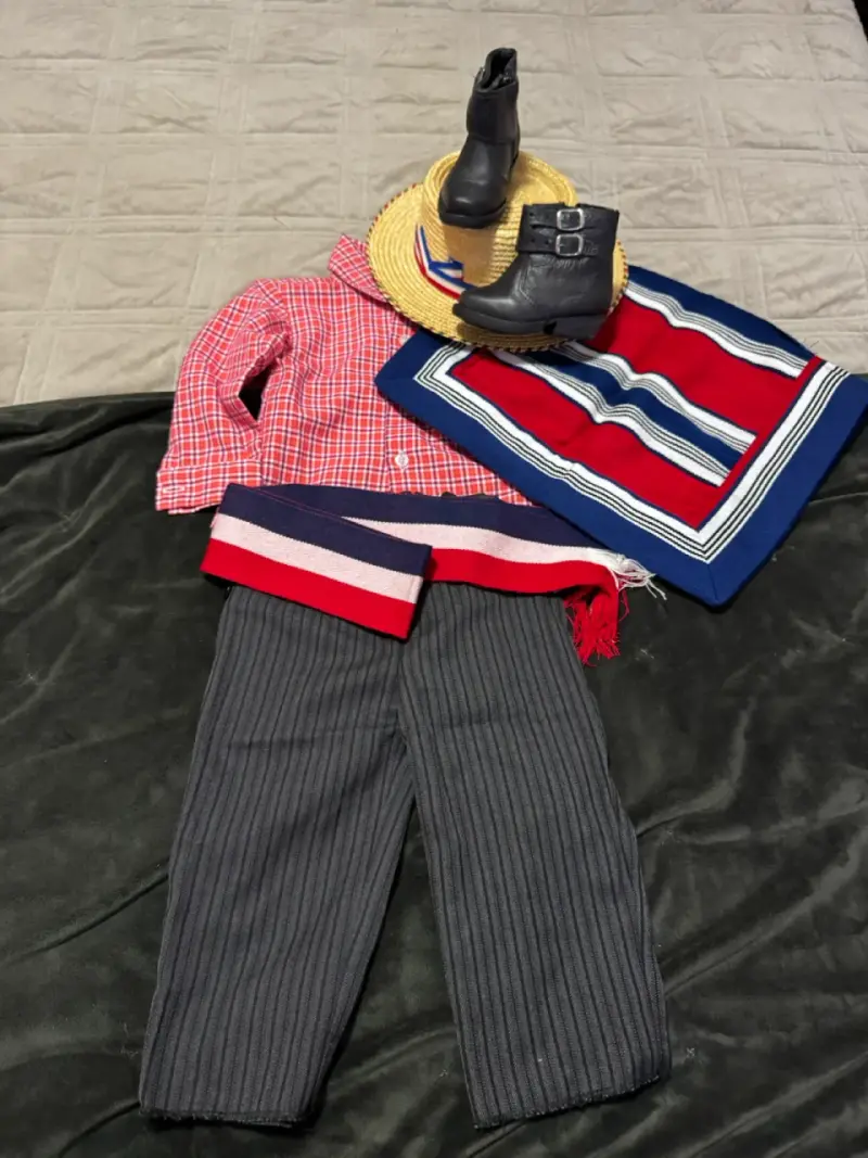 Conjunto de Huaso Infantil Completo con Botas - 1