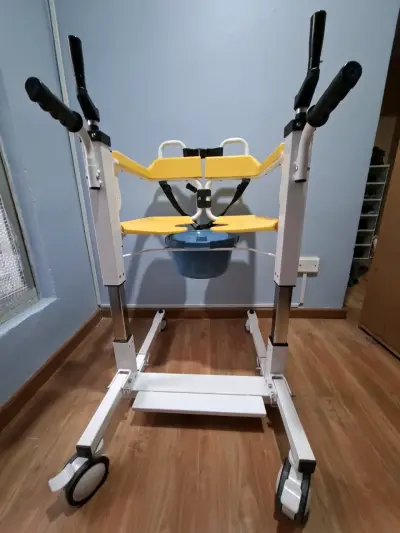 Silla de traslado para pers con movilidad reducida - miniatura 3
