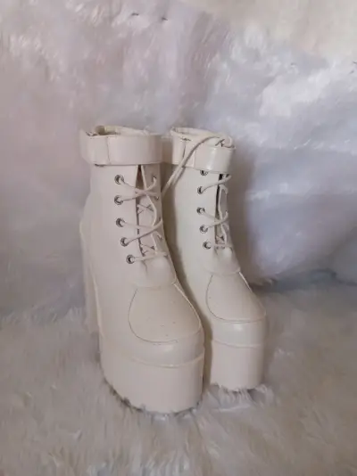 Botines de plataforma blancos con cordones - miniatura 3