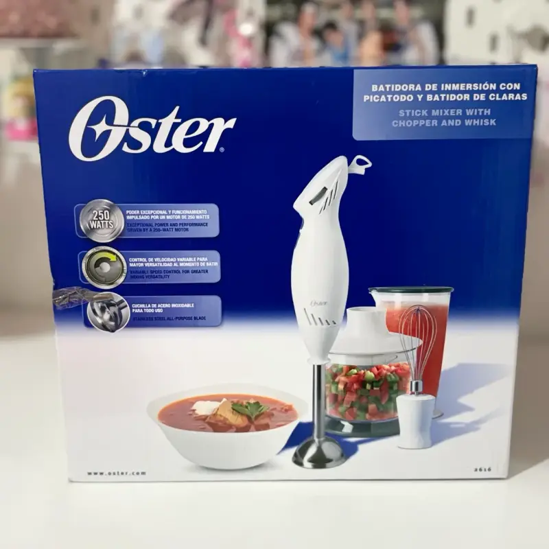 Batidora de inmersión Oster con picador y batidor
