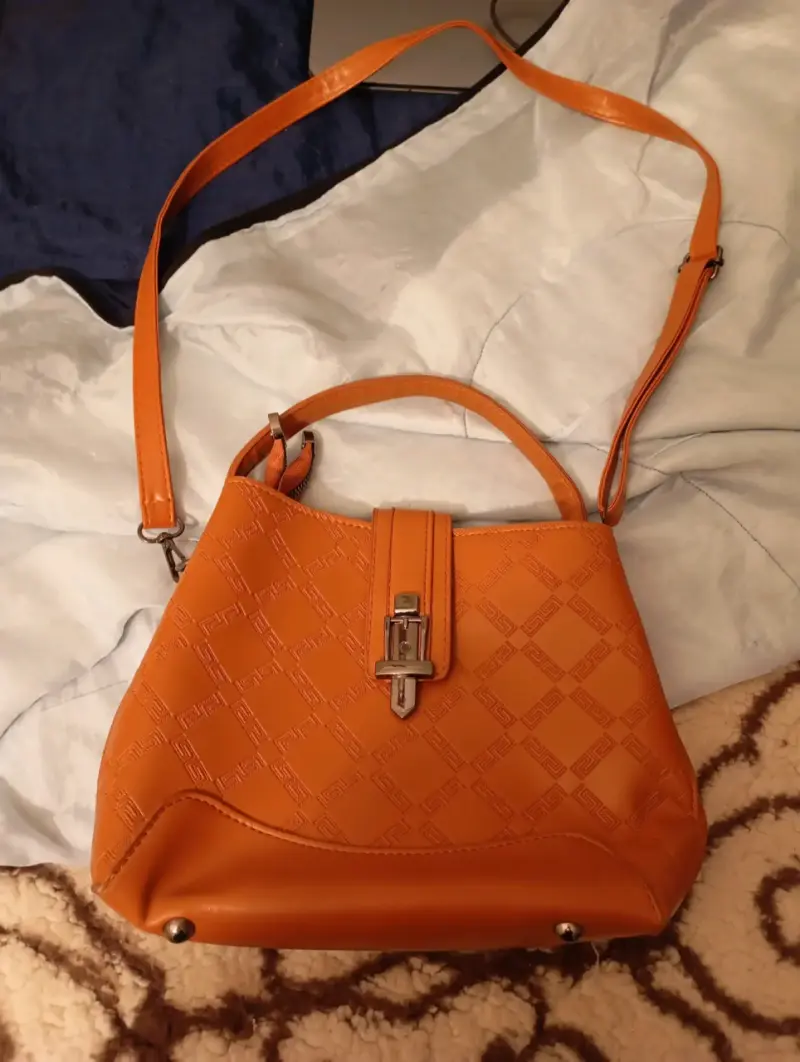 Carteras de cuero nuevas - 1