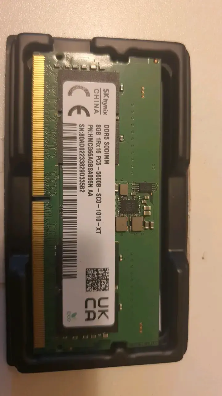 Memoria RAM DDR5 8GB SK Hynix - 3
