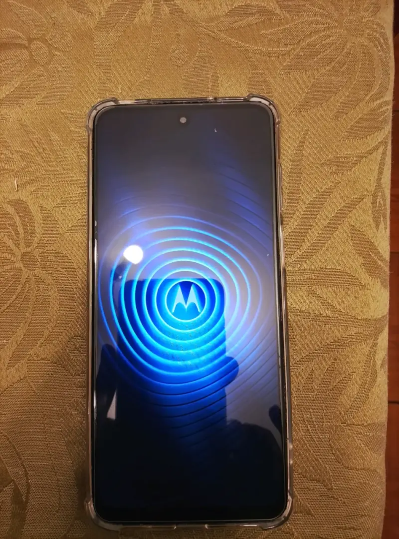 Smartphone Motorola con Android en buen estado - 3