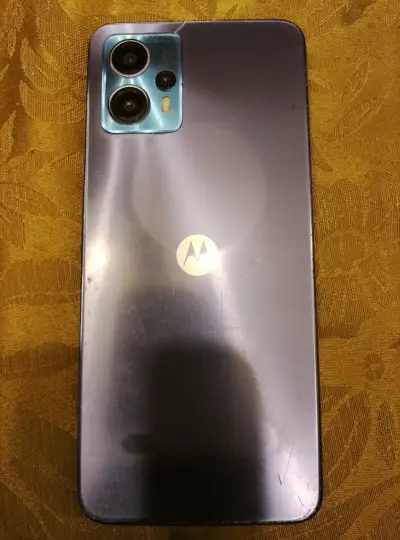 Smartphone Motorola con Android en buen estado - miniatura 6